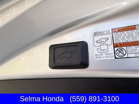 Used 2016 Toyota RAV4 Limited AWD/4WD image 28