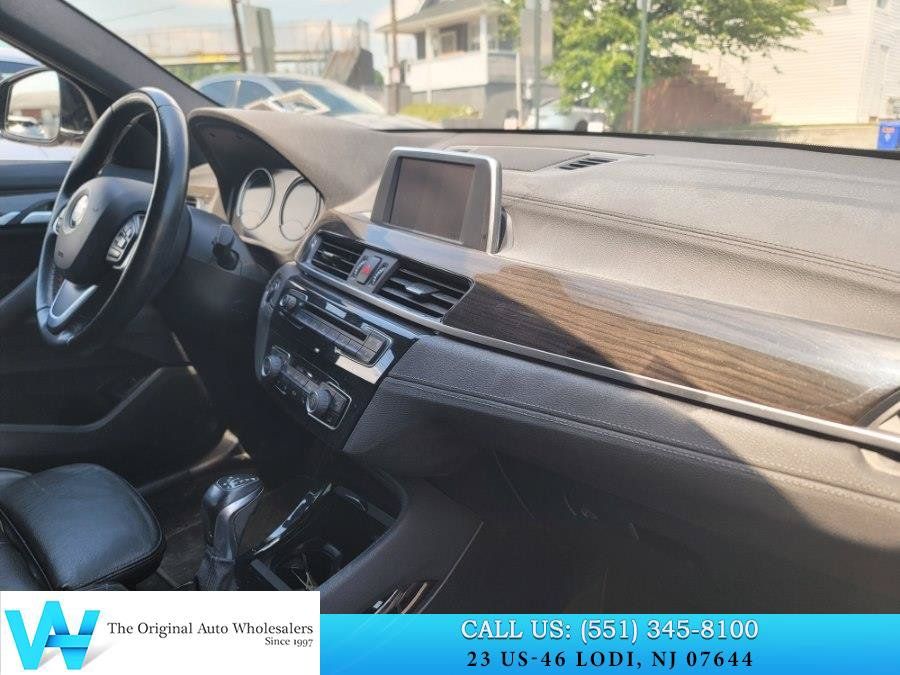 Used 2018 BMW X2 xDrive28i w/ Convenience Package AWD/4WD image 17