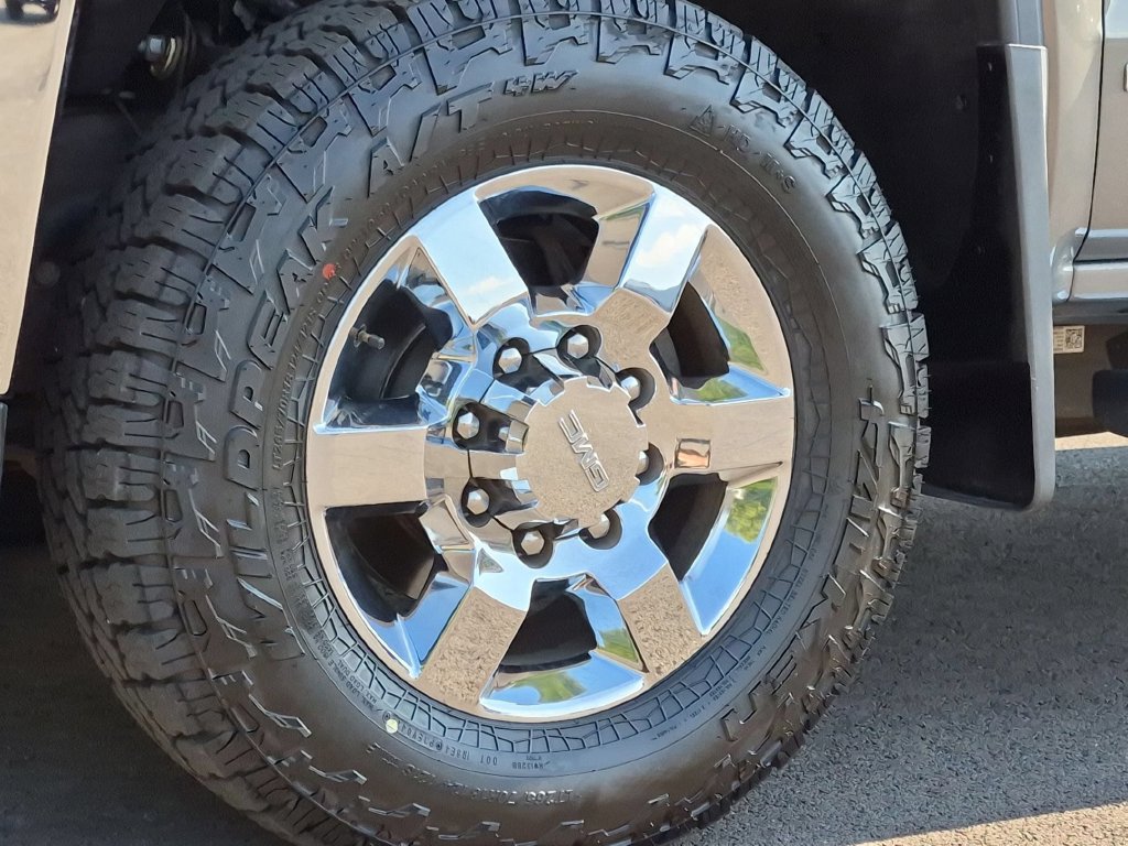 Used 2017 GMC Sierra 3500 SLT w/ Duramax Plus Package AWD/4WD image 24