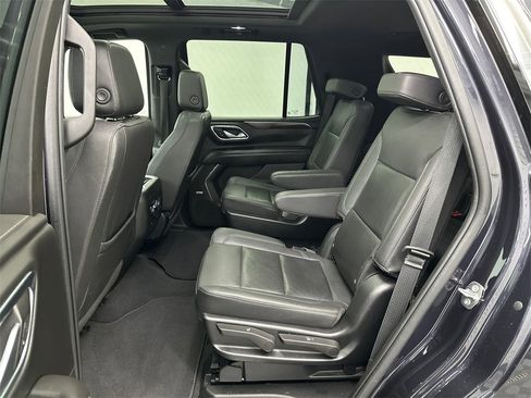 Used 2022 Chevrolet Tahoe LT w/ LT Signature Plus Package image 24