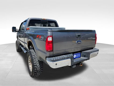 Used 2010 Ford F250 4x4 Crew Cab Super Duty image 8