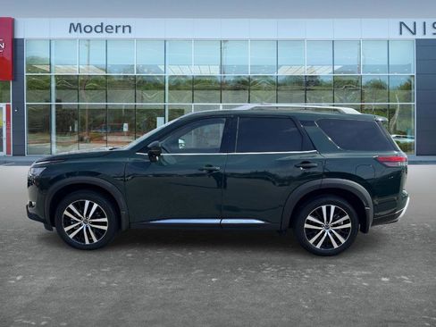 Certified 2024 Nissan Pathfinder Platinum w/ Cargo Package image 8