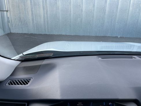 Used 2025 Toyota RAV4 LE image 33