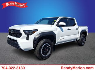 Used 2025 Toyota Tacoma TRD Off-Road AWD/4WD video 1
