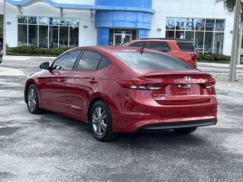 Used 2017 Hyundai Elantra SE FWD image 9