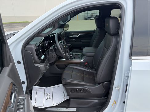 Used 2026 Chevrolet Silverado 1500 High Country w/ High Country Premium Package AWD/4WD image 10
