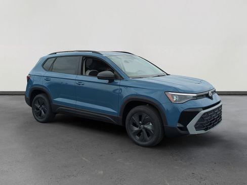 New 2026 Volkswagen Taos S image 7