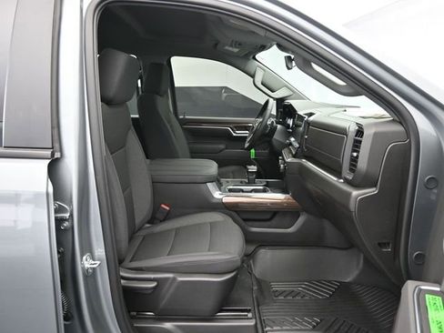 New 2026 Chevrolet Silverado 1500 LT image 40