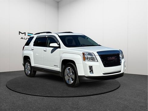 Used 2015 GMC Terrain SLT w/ Open Road Package image 1
