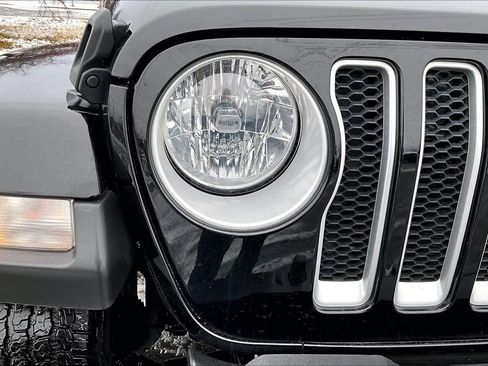 Used 2023 Jeep Wrangler Sahara w/ Cold Weather Group image 40