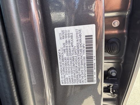 Certified 2023 Honda Pilot LX image 30