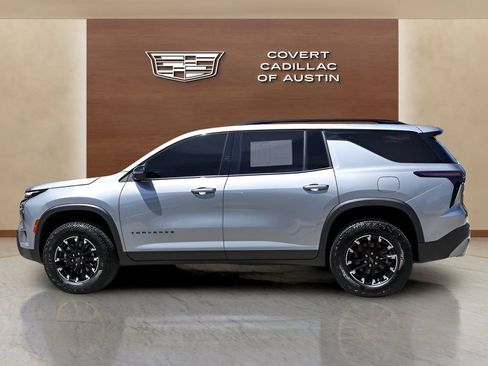 Used 2025 Chevrolet Traverse Z71 w/ Driver Confidence Package AWD/4WD image 2
