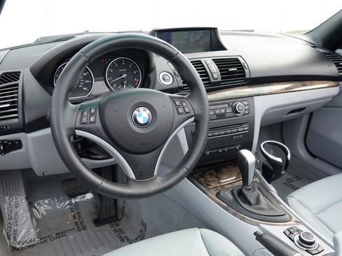 Used 2009 BMW 128i Convertible RWD image 7