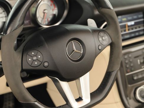 Used 2012 Mercedes-Benz SLS AMG Roadster image 16