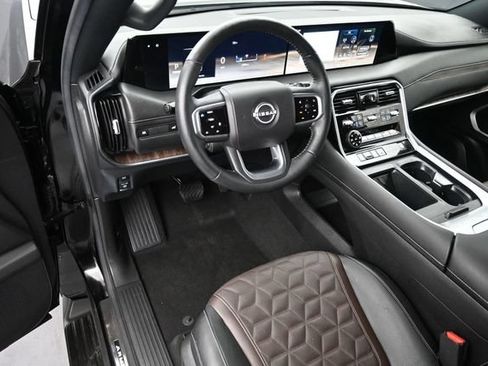 Used 2025 Nissan Armada Platinum w/ Convenience Package AWD/4WD image 17