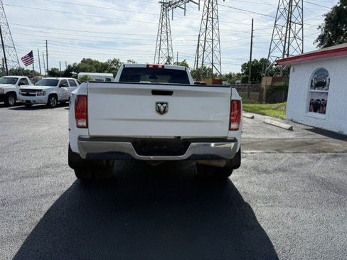 Used 2018 RAM 3500 Tradesman RWD image 5