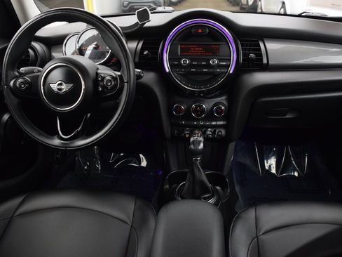 Used 2015 MINI Cooper 4-Door Hardtop image 19