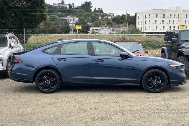 Used 2025 Honda Accord SE image 3