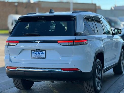 Used 2022 Jeep Grand Cherokee Limited 4xe w/ Luxury Tech Group II image 41