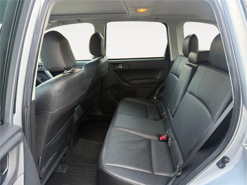 Used 2014 Subaru Forester 2.5i Limited w/ Popular Package #2 image 13