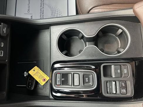 Used 2023 Honda Pilot Elite image 24