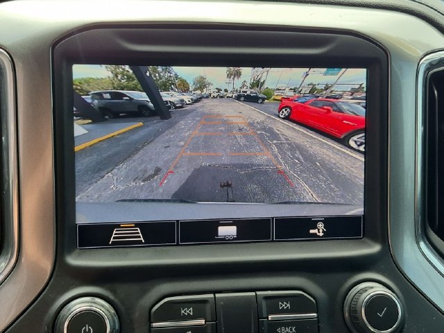 Used 2020 Chevrolet Silverado 1500 RST AWD/4WD image 16