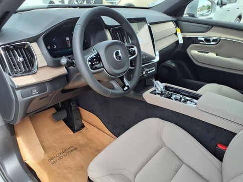 New 2026 Volvo XC90 B6 Plus w/ Protection Package Premier image 12