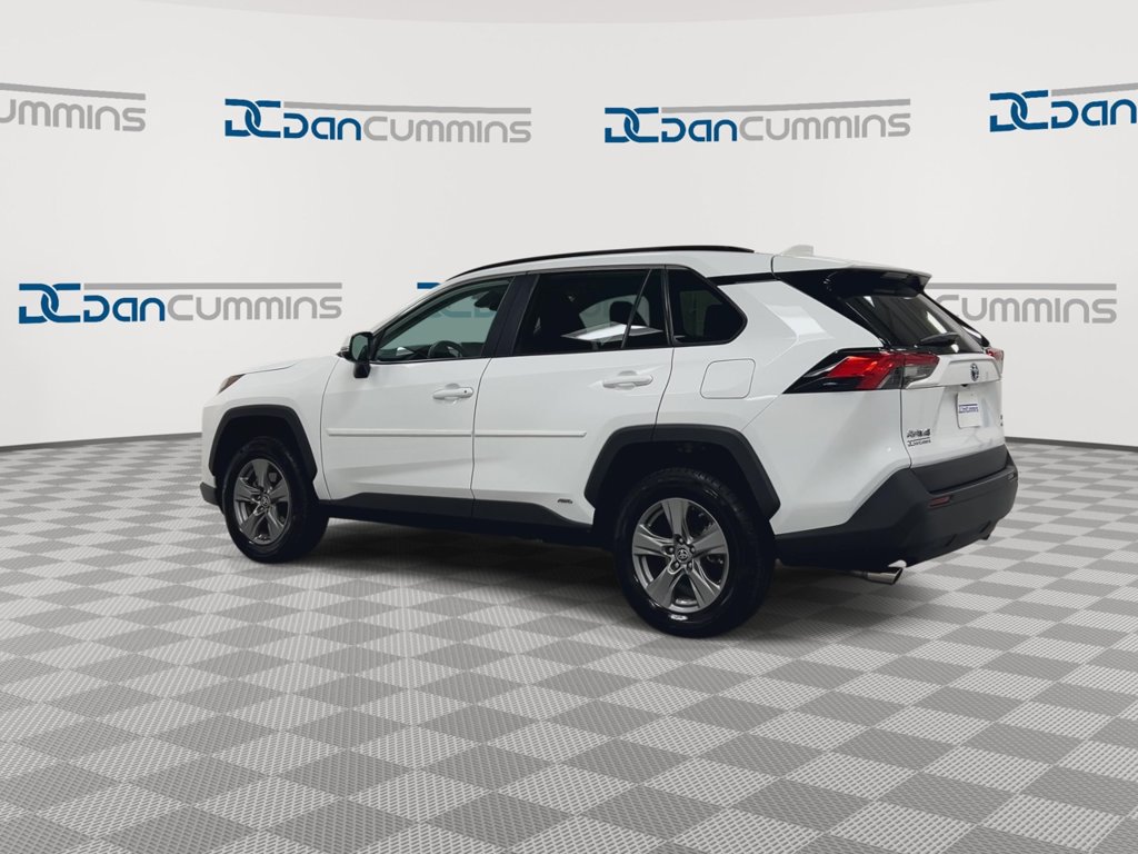 Used 2024 Toyota RAV4 LE AWD/4WD image 6