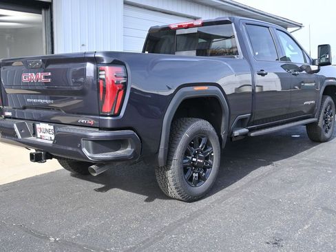 New 2026 GMC Sierra 2500 AT4 w/ AT4 Premium Plus Package image 5
