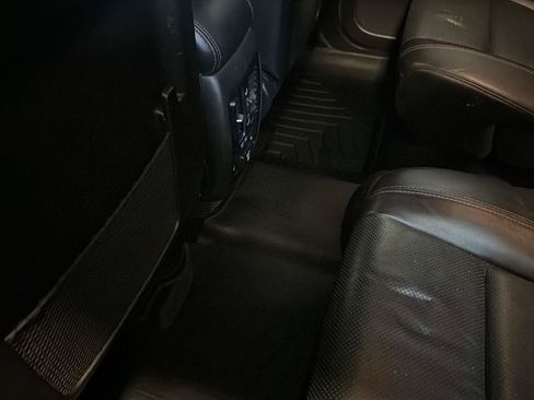 Used 2021 Dodge Durango R/T w/ Blacktop Package AWD/4WD image 26