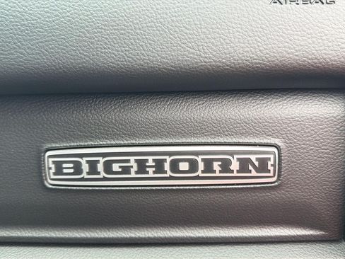Used 2021 RAM 1500 Big Horn AWD/4WD image 39
