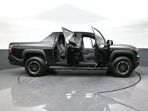 Used 2026 Chevrolet Silverado EV Trail Boss w/ Plus Package AWD/4WD image 33