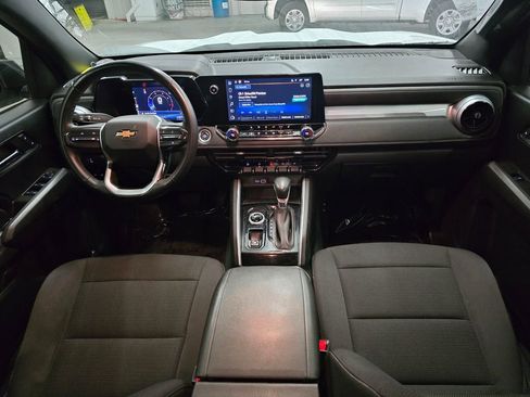 Used 2023 Chevrolet Colorado LT w/ LT Convenience Package II image 33