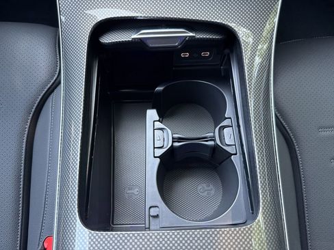 Certified 2025 Mercedes-Benz C 300 4MATIC Sedan image 21