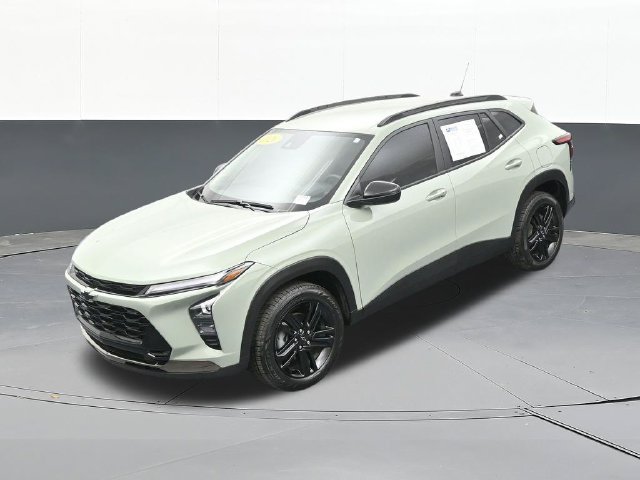 Used 2026 Chevrolet Trax ACTIV w/ Driver Confidence Package FWD image 64