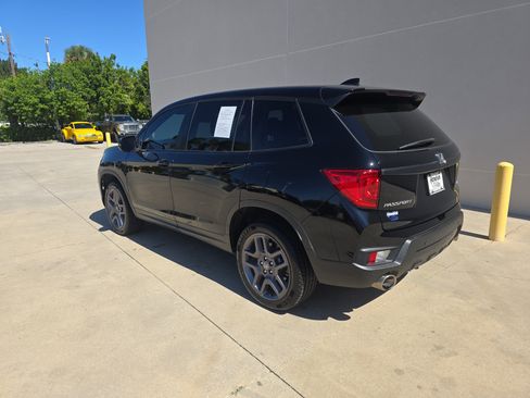 Certified 2023 Honda Passport EX-L image 8