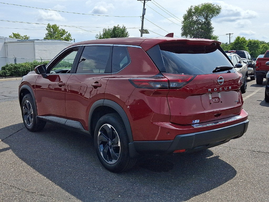 Used 2026 Nissan Rogue SV AWD/4WD image 8