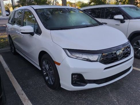 Used 2026 Honda Odyssey Touring image 1