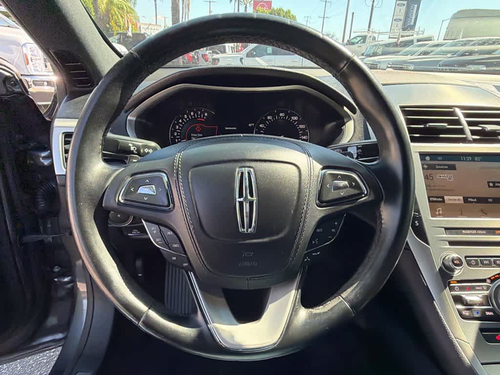 Used 2017 Lincoln MKZ Premiere FWD image 27