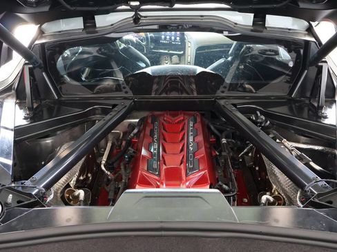 Used 2023 Chevrolet Corvette Stingray Preferred Cpe w/ Z51 Performance Package RWD image 17