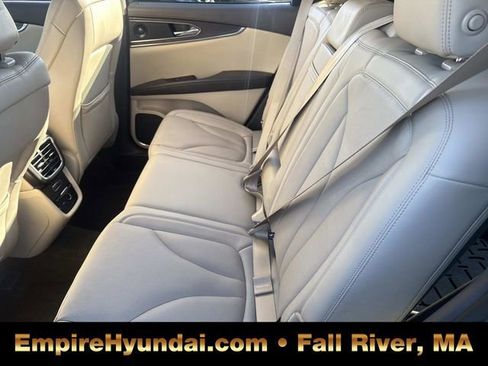 Used 2020 Lincoln Nautilus Reserve image 16