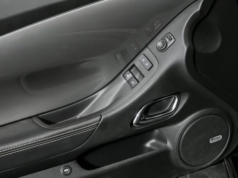 Used 2014 Chevrolet Camaro SS image 17