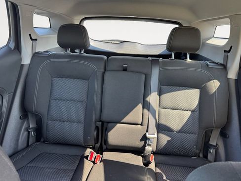 Used 2024 GMC Terrain SLE FWD image 13