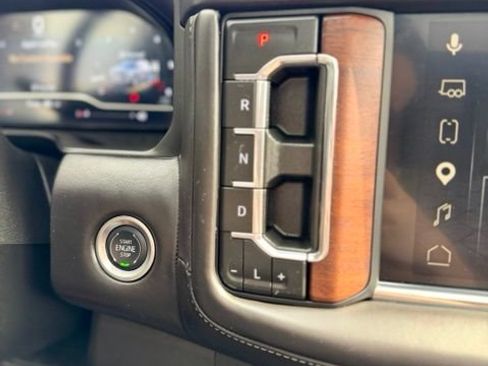 Used 2024 GMC Yukon XL Denali Ultimate AWD/4WD image 20