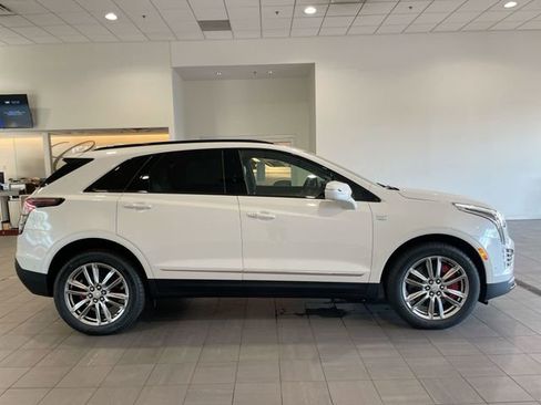 New 2026 Cadillac XT5 Sportv w/ LPO, Floor Liner Package AWD/4WD image 7