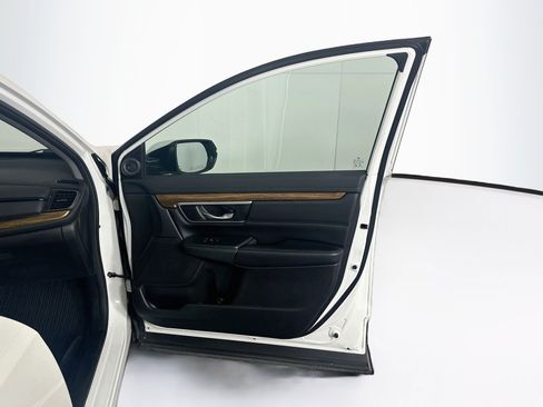 Used 2018 Honda CR-V Touring image 35