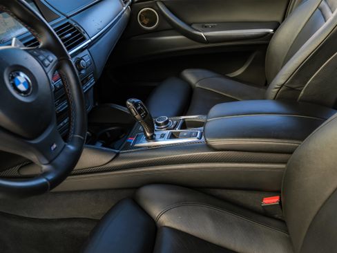 Used 2012 BMW X6 M image 24