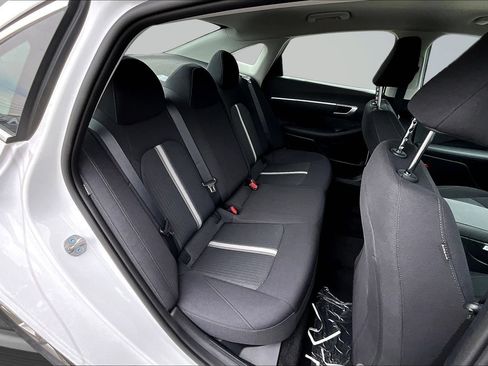 New 2026 Hyundai Sonata SE FWD image 12