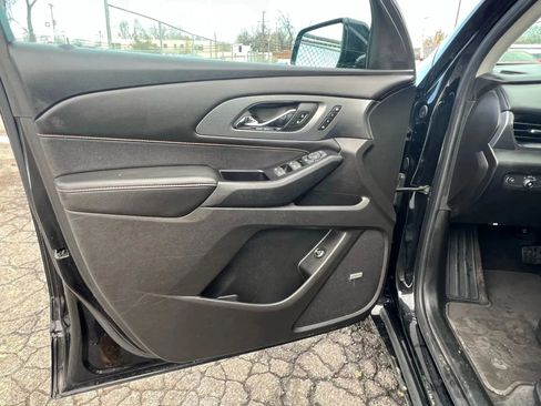Used 2019 Chevrolet Traverse Premier AWD/4WD image 22