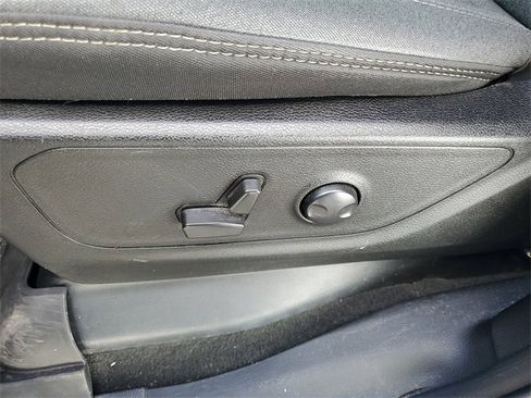 Used 2022 RAM 1500 Big Horn image 24